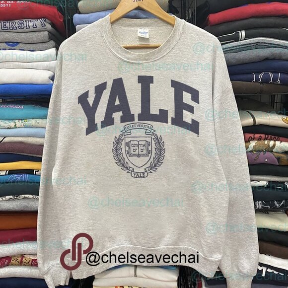 Vintage 90s Distressed Yale University in New Heaven Sweatshirt Yale Crewneck - Picture 1 of 2